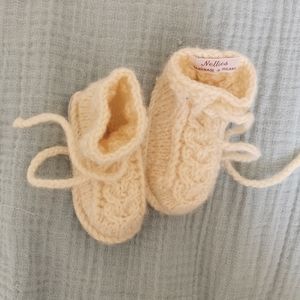 Nellies Baby Booties